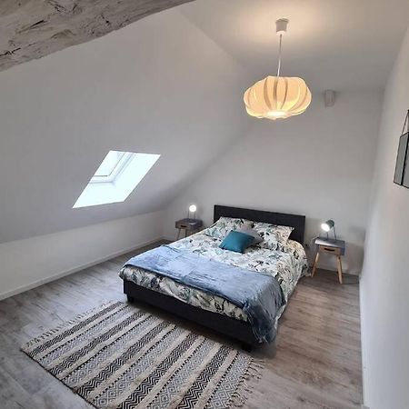 Centre Ville 3 Pieces Envoutant Sous Combles 40M² Joigny Zewnętrze zdjęcie